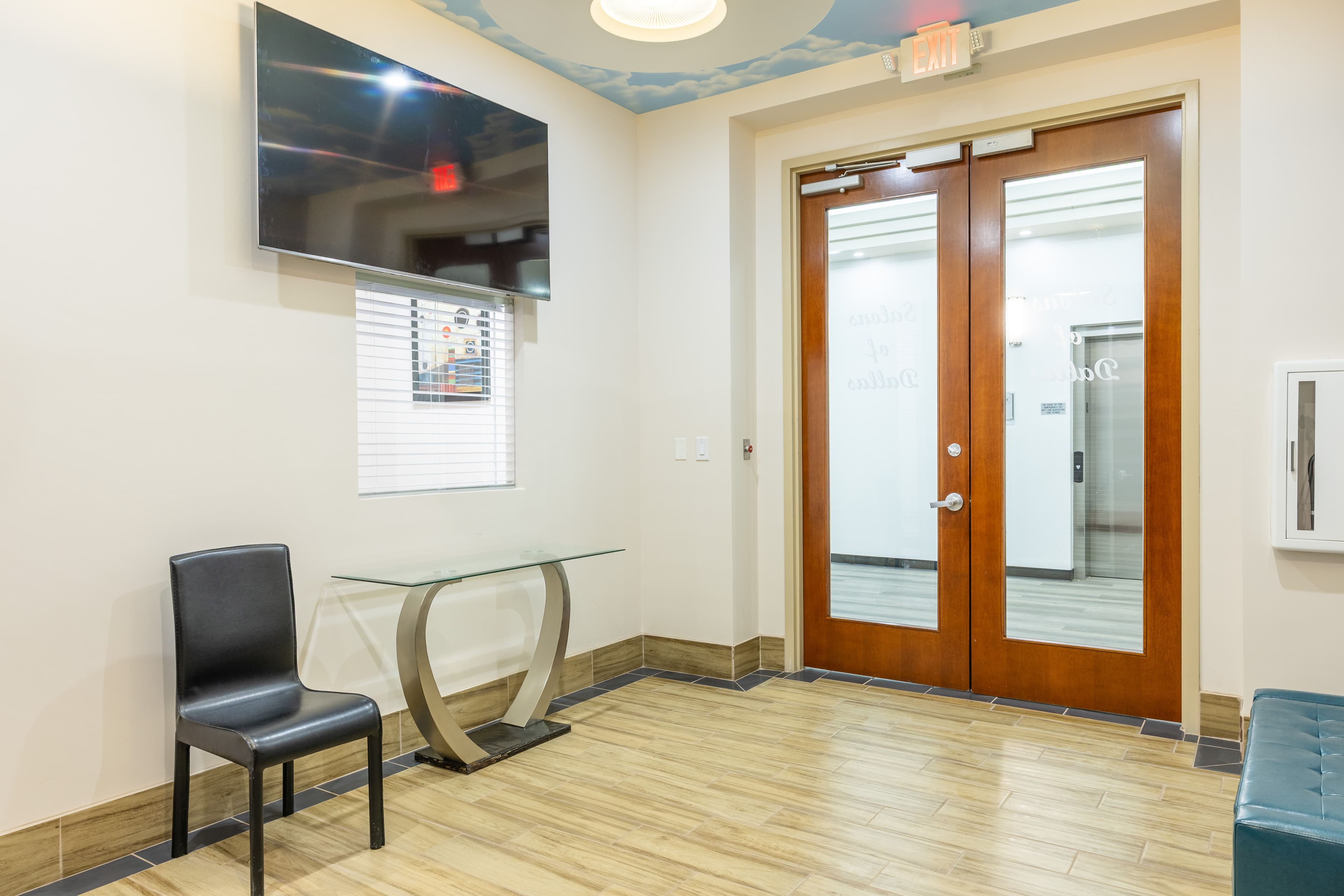 Salon Suites Interior Finish in Richardson